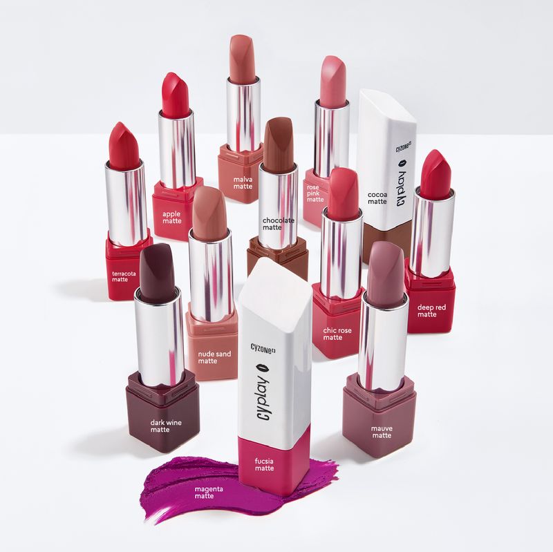 Diferentes-tonos-del-labial-en-barra-Xtra-Cream-Matte