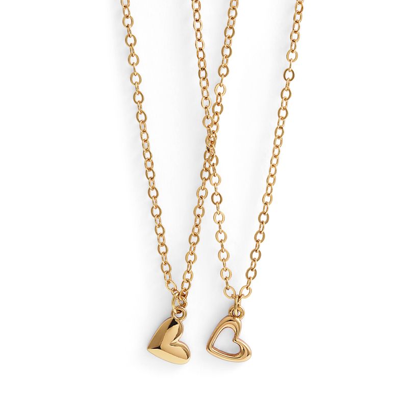 Set-de-collares-para-mujer-dorados-con-dijes-de-corazon.-Perfectos-para-usar-o-regalar-con-amor.