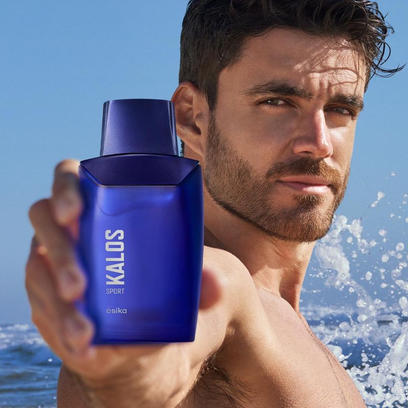 perfume-fresco-para-hombre-en-la-playa